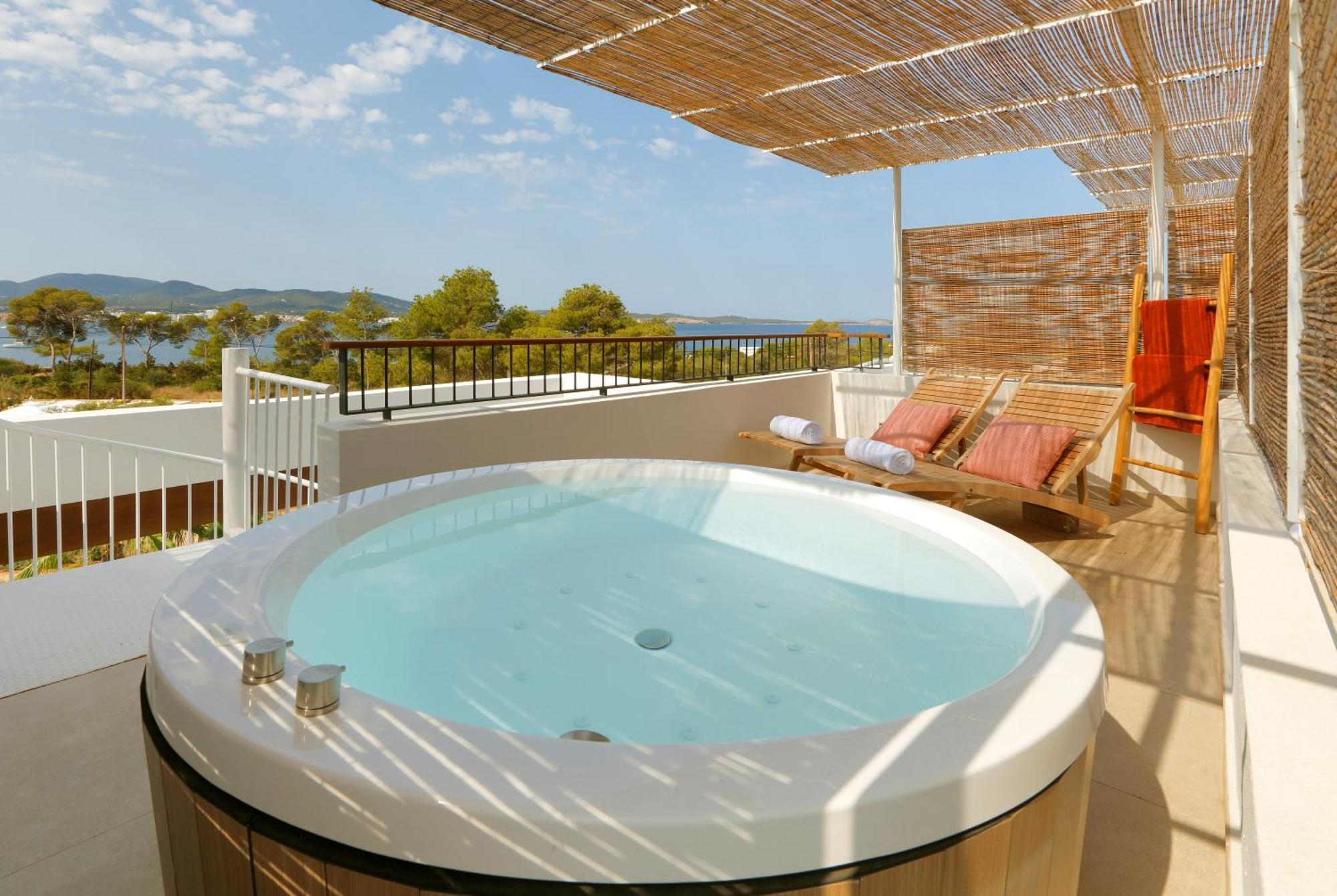 The Signature Level At Trs Ibiza Hotel (Adults Only) سان أنطونيو المظهر الخارجي الصورة